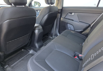 Подержанный автомобиль Kia Sportage 2014 года (10 фото)