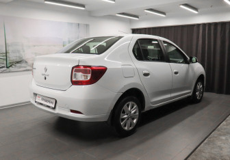 Подержанный автомобиль Renault Logan Sedan 2019 года (4 фото)