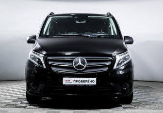 Подержанный автомобиль Mercedes-Benz Vito 2020 года (2 фото)