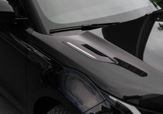 Подержанный автомобиль Land Rover Range Rover Evoque 2024 года (35 фото)