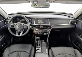 Подержанный автомобиль Kia Optima Sedan 2020 года (14 фото)