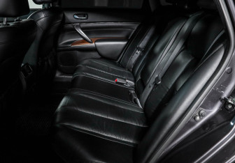 Подержанный автомобиль Nissan Teana 2009 года (10 фото)