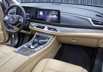 Подержанный автомобиль Evolute i-SPACE 2024 года (12 фото)