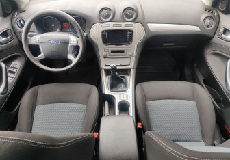 Подержанный автомобиль Ford Mondeo Sedan 2009 года (10 фото)