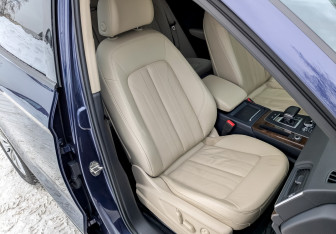 Подержанный автомобиль Audi Q5 2017 года (23 фото)