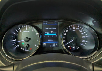 Подержанный автомобиль Nissan X-Trail 2021 года (13 фото)