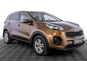 Подержанный автомобиль Kia Sportage 2017 года (3 фото)