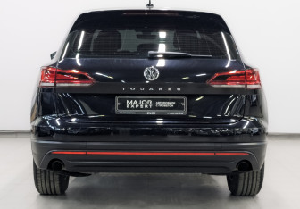 Подержанный автомобиль Volkswagen Touareg 2018 года (6 фото)