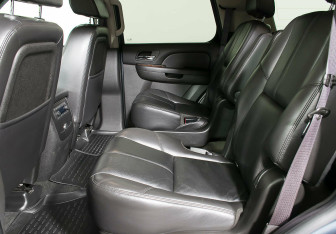 Подержанный автомобиль Chevrolet Tahoe 2008 года (13 фото)