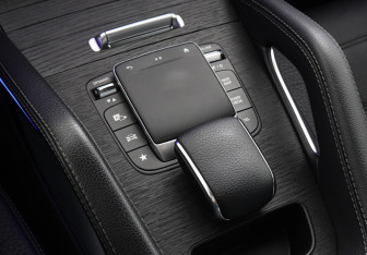 Подержанный автомобиль Mercedes-Benz GLE 2021 года (16 фото)