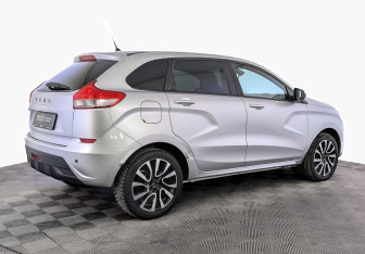 Подержанный автомобиль LADA (ВАЗ) XRAY 2018 года (5 фото)