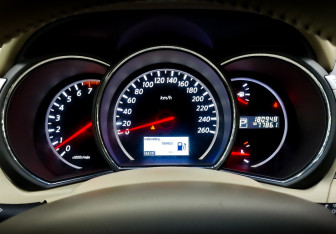 Подержанный автомобиль Nissan Murano Suv 2014 года (13 фото)