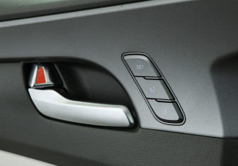 Подержанный автомобиль Hyundai Santa Fe 2021 года (18 фото)