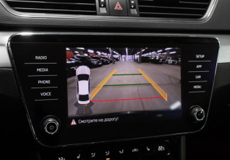 Подержанный автомобиль Skoda Superb Liftback 2019 года (21 фото)