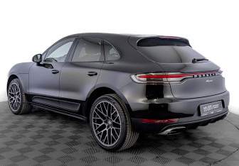 Подержанный автомобиль Porsche Macan 2019 года (7 фото)