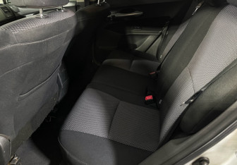 Подержанный автомобиль Toyota Auris Hatchback 2011 года (10 фото)