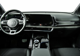 Подержанный автомобиль Kia Sportage 2022 года (10 фото)