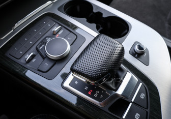 Подержанный автомобиль Audi Q7 2019 года (21 фото)