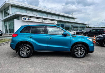 Подержанный автомобиль Suzuki Vitara 2016 года (4 фото)