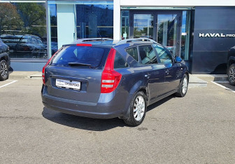 Подержанный автомобиль Kia Ceed Wagon 2009 года (5 фото)