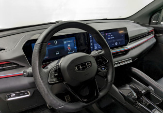 Подержанный автомобиль Geely Coolray 2024 года (13 фото)