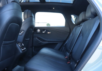 Подержанный автомобиль Exeed RX 2024 года (10 фото)