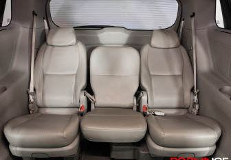 Подержанный автомобиль Kia Carnival 2019 года (10 фото)