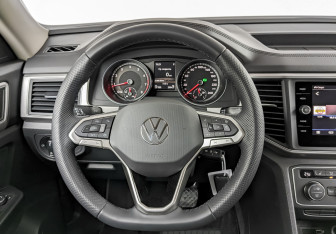 Подержанный автомобиль Volkswagen Teramont 2018 года (22 фото)