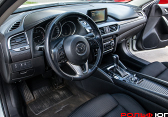Подержанный автомобиль Mazda 6 Sedan 2015 года (14 фото)