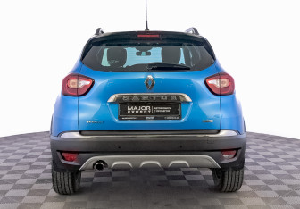 Подержанный автомобиль Renault Kaptur 2016 года (6 фото)