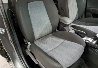 Подержанный автомобиль Kia Ceed Wagon 2010 года (20 фото)