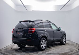 Подержанный автомобиль Chevrolet Captiva 2013 года (5 фото)