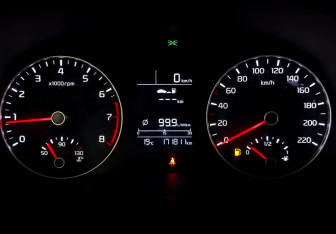 Подержанный автомобиль Kia Rio Hatchback 2021 года (13 фото)