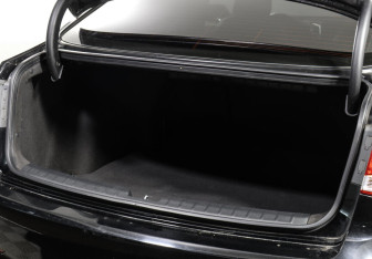 Подержанный автомобиль Hyundai i40 Sedan 2013 года (20 фото)