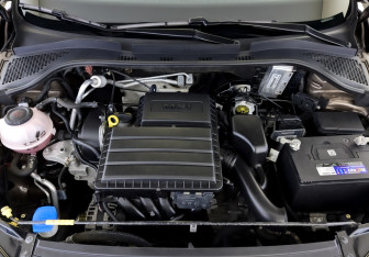 Подержанный автомобиль Skoda Rapid Liftback 2021 года (9 фото)