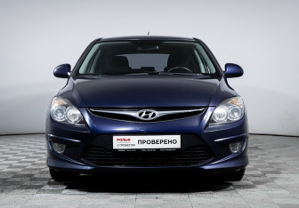 Подержанный автомобиль Hyundai i30 Hatchback 2010 года (2 фото)