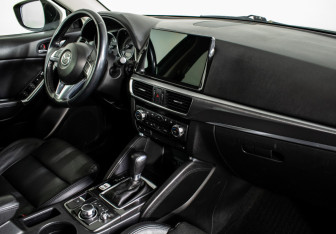 Подержанный автомобиль Mazda CX-5 2016 года (10 фото)