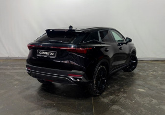 Подержанный автомобиль Omoda C5 2023 года (4 фото)