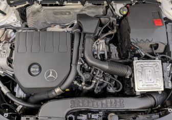 Подержанный автомобиль Mercedes-Benz GLB 2021 года (9 фото)