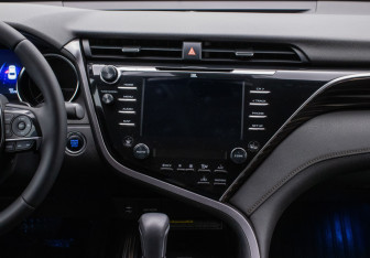 Подержанный автомобиль Toyota Camry Sedan 2019 года (14 фото)