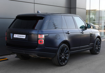 Подержанный автомобиль Land Rover Range Rover 2018 года (5 фото)