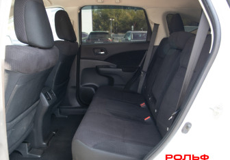 Подержанный автомобиль Honda CR-V 2013 года (8 фото)