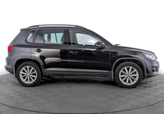 Подержанный автомобиль Volkswagen Tiguan 2016 года (4 фото)