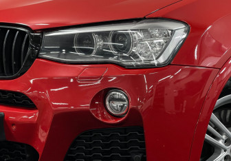 Подержанный автомобиль BMW X4 2016 года (8 фото)