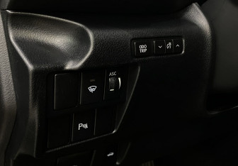 Подержанный автомобиль Lexus IS Sedan 2013 года (18 фото)