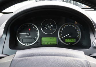 Подержанный автомобиль Land Rover Freelander 2008 года (11 фото)