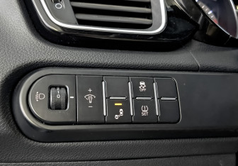 Подержанный автомобиль Kia Ceed Wagon 2021 года (27 фото)