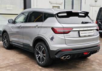 Подержанный автомобиль Geely Coolray 2020 года (7 фото)