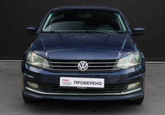 Подержанный автомобиль Volkswagen Polo Sedan 2012 года (2 фото)