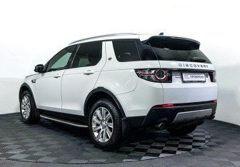 Подержанный автомобиль Land Rover Discovery Sport 2016 года (7 фото)